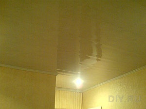 Какой потолок сделать в ванной: современные материалы  - отзывы и рекомендации