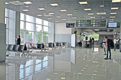 напольная плитка для зала ожидания современного аэропорта