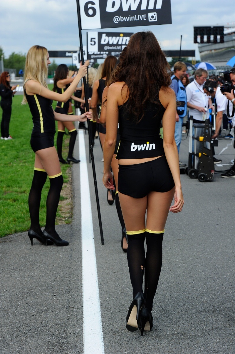 Девушки паддока Гран При Брно 2014
