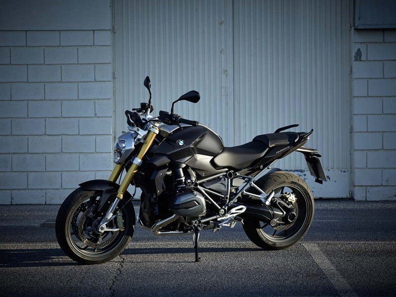 Новый мотоцикл BMW R1200R 2015