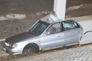 В Гродно 18-летний парень разбил только что купленный ему родителями автомобиль