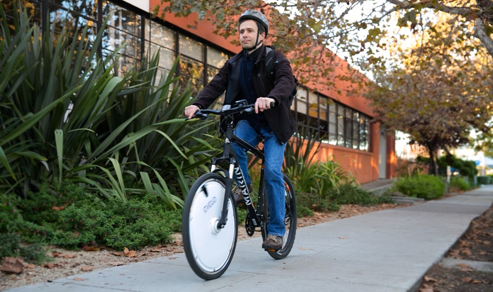 Колесо Evelo Omni - трансформация велосипеда в электрический мопед