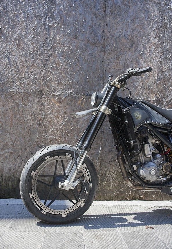 Супермото FMW Motorcycles Black Nightmare на базе TM530 Black Dream