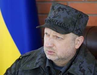 Киев ограничит движение людей и товаров через линию фронта на Донбассе
