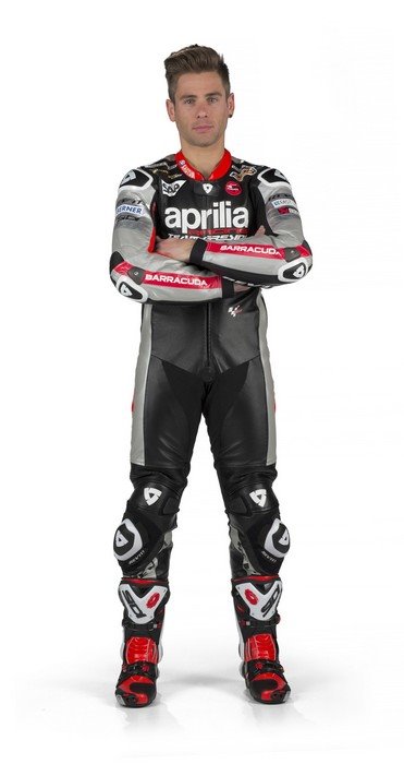 Команда Aprilia представила мотоциклы Aprilia RS-GP 2015